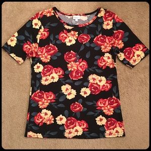 LuLaRoe Gigi Top black and red floral